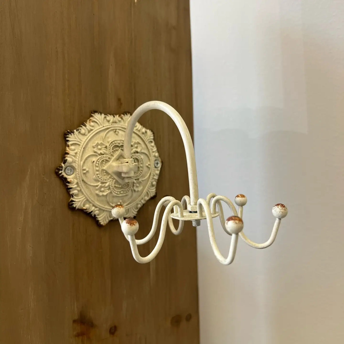 PEWTER HOOK IN DISDRESSED WHITE FINISH