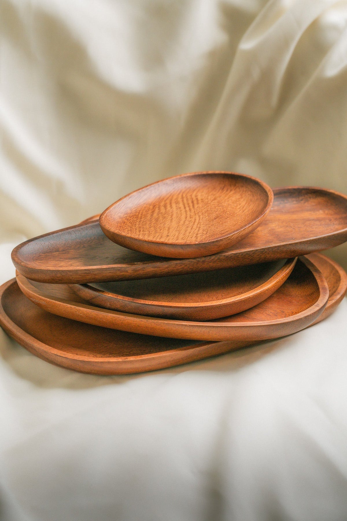 Acacia Serving Plate Set | Wooden Dinner Plates for Entertaining