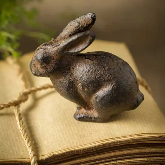 Cast Iron Sitting Rabbit