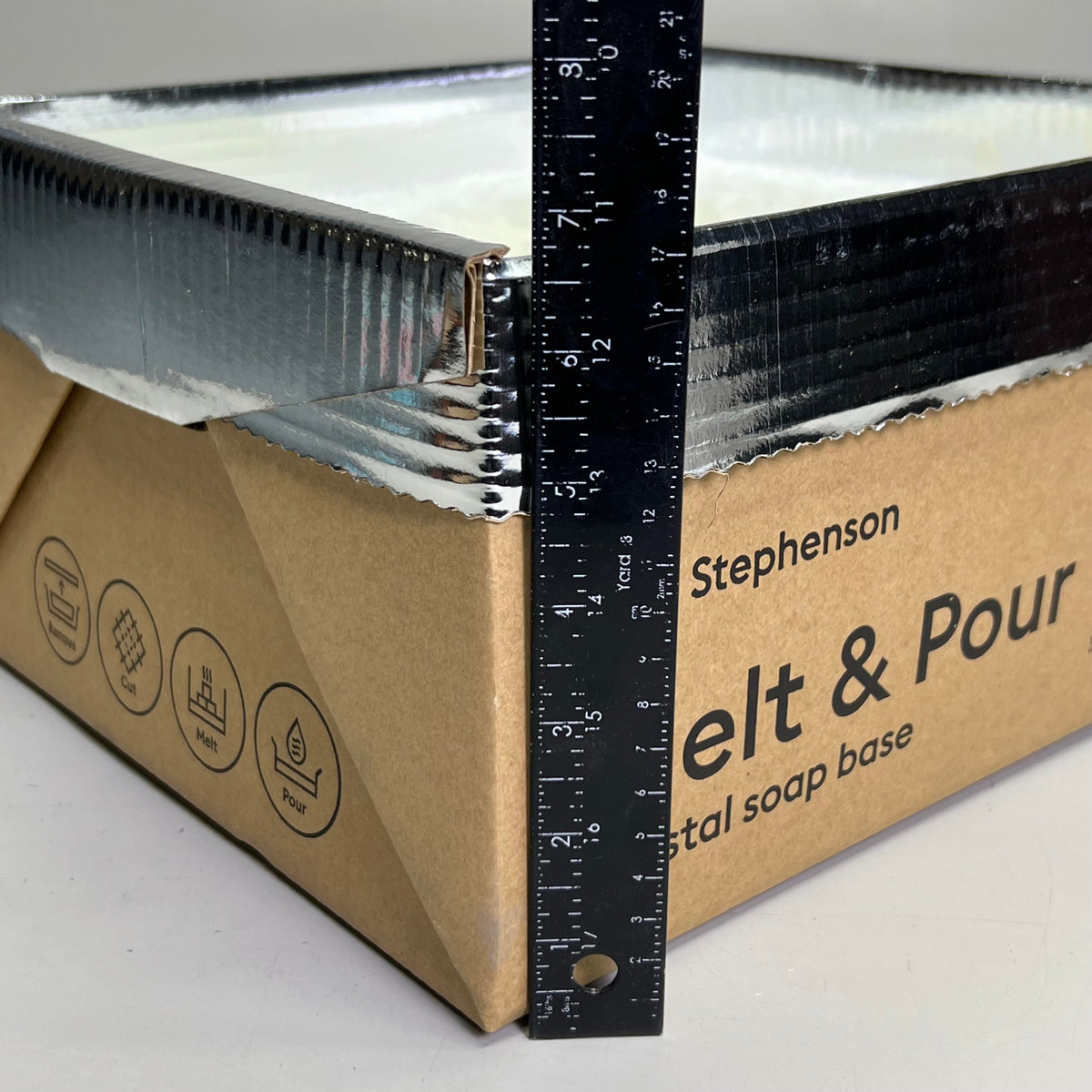 STEPHENSON Melt & Pour Crystal Clear Soap Base Sz 12" L X 11" W X  6.5" H