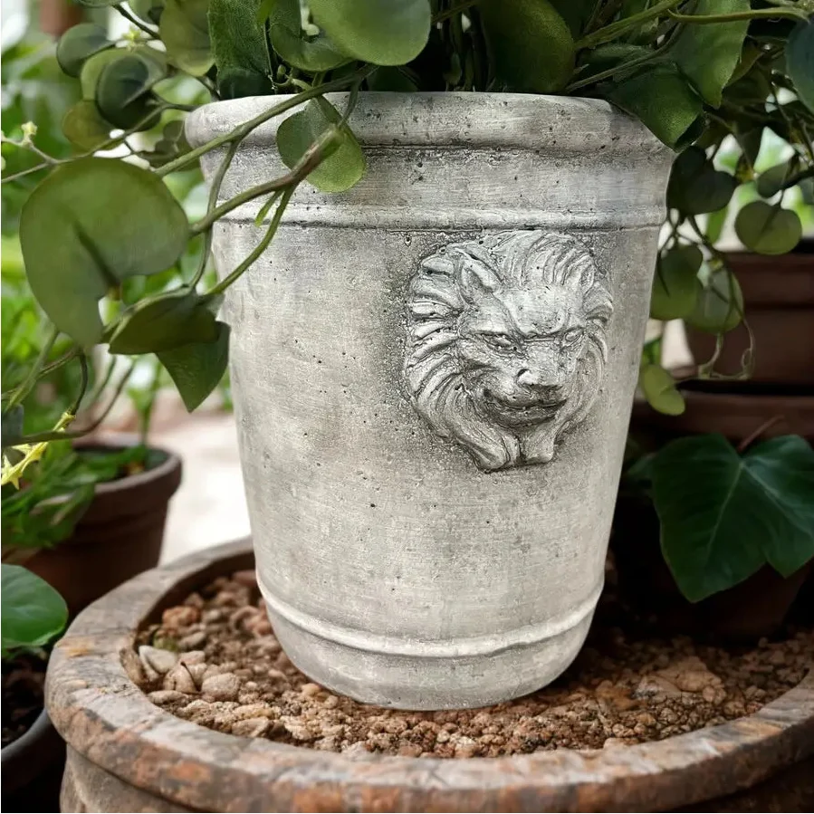 Cement Lion Planter
