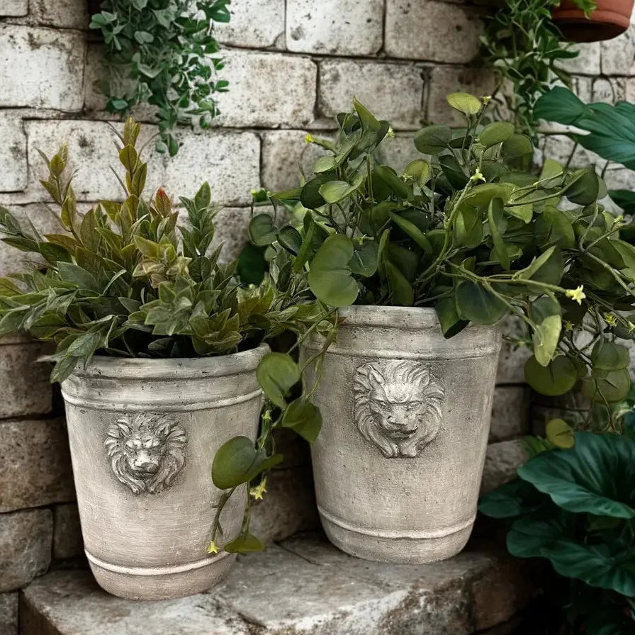 Cement Lion Planter