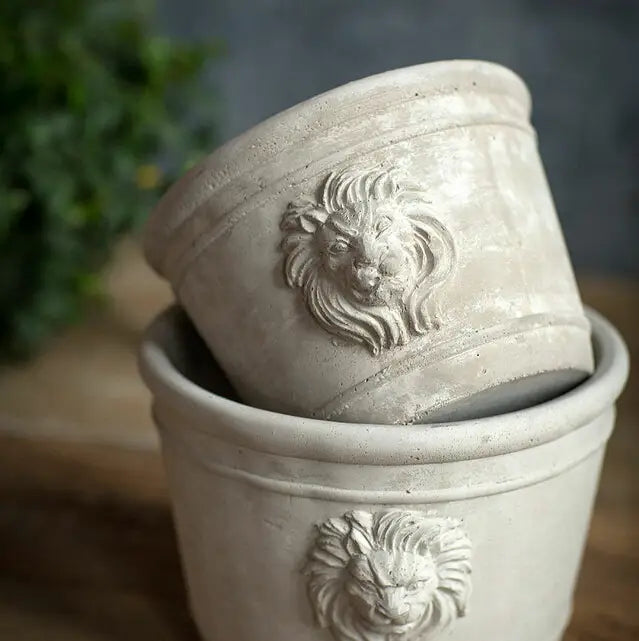 Cast Cement Lion Head Planter