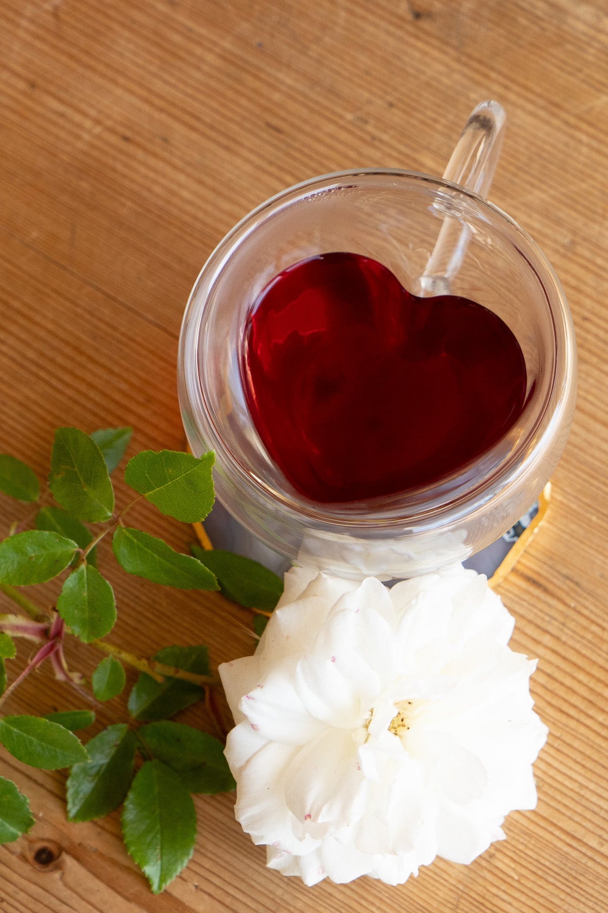 Clear Glass Double Walled Mug With Inset Heart