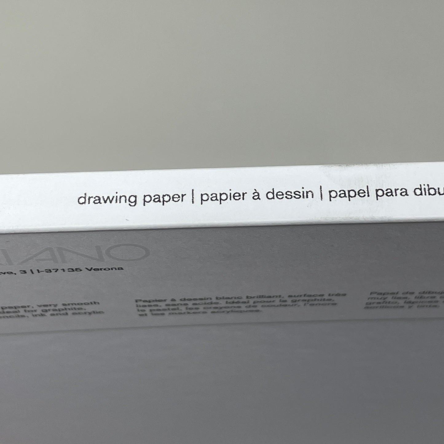 FABRIANO White White Drawing Pad 9"x12" 20 Sheets GSM: 300 65600287