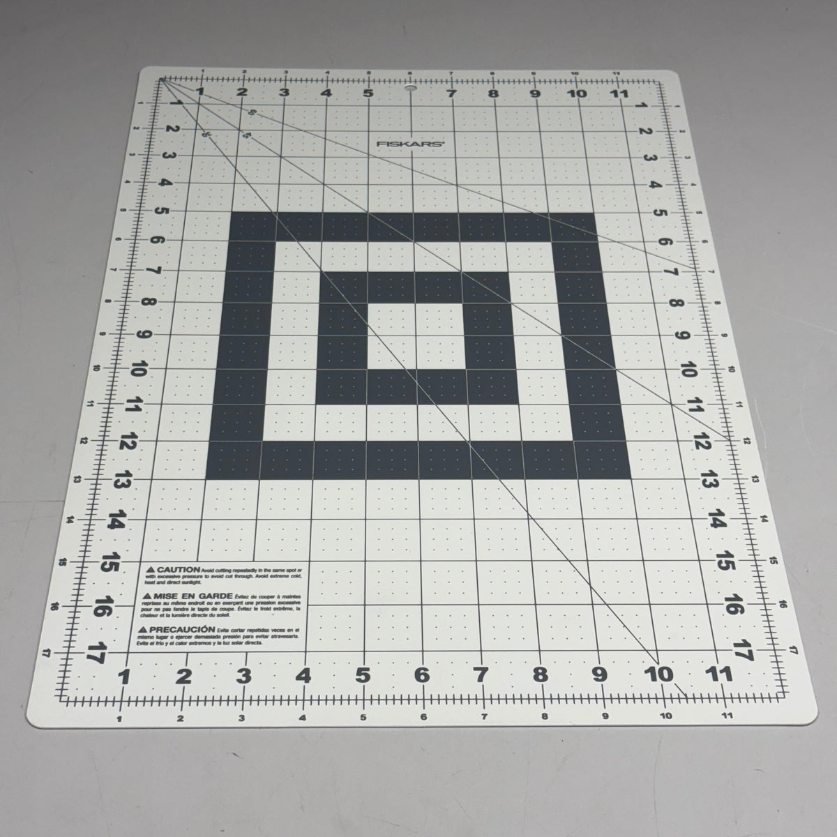 FISKARS (3 PACK) 12 x 18in Double Sided Cutting Mat