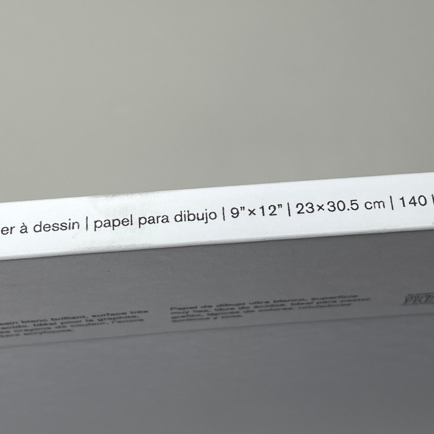 FABRIANO White White Drawing Pad 9"x12" 20 Sheets GSM: 300 65600287