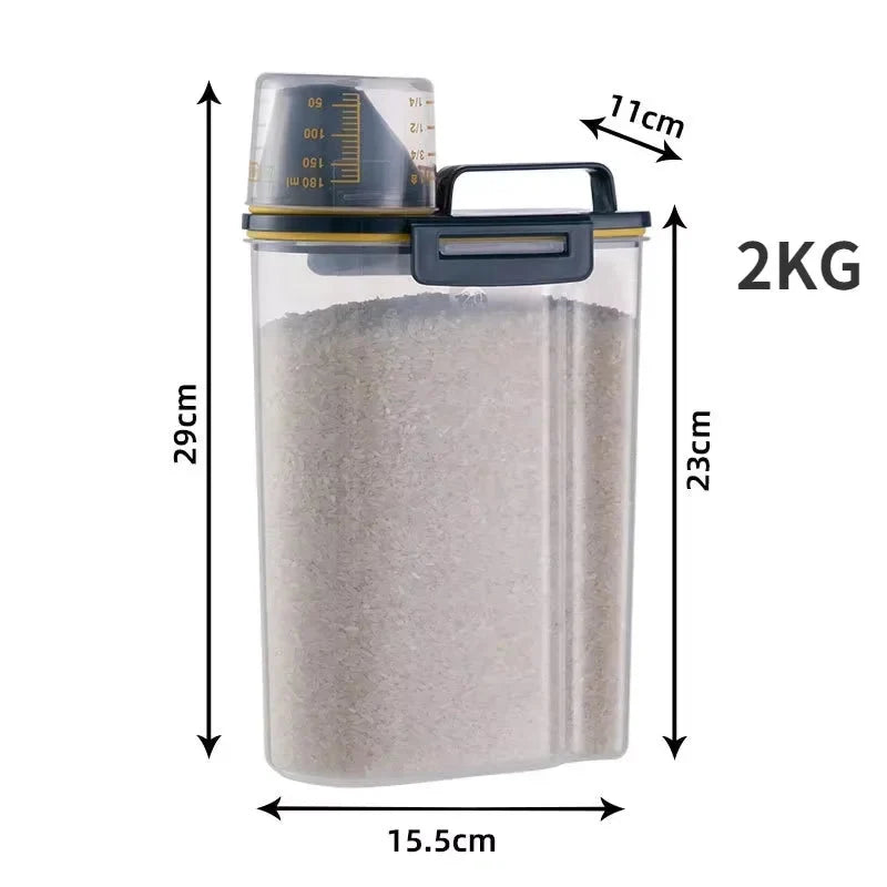 Airtight Pet Food Storage Container with Measuring Cup – 1.5kg/2kg Plastic Dog & Cat Food Pail, Moisture-Proof Sealed Jar