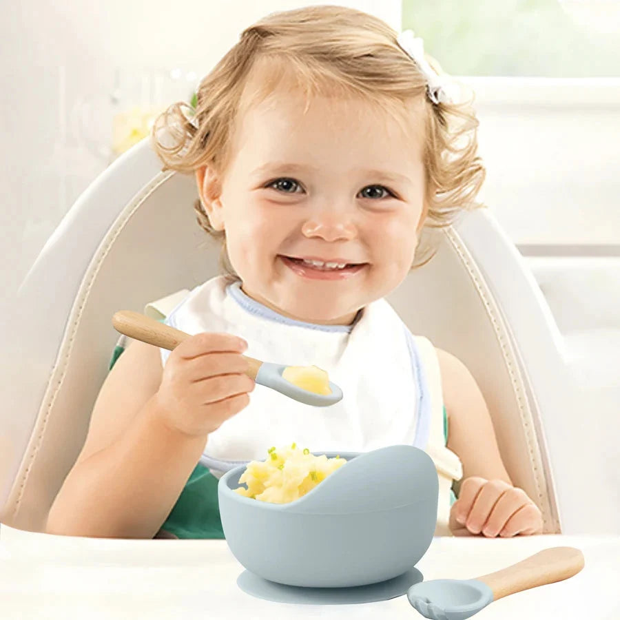Mamaplan 3PCS Baby Silicone Feeding Set Suction Bowl Spoon Fork