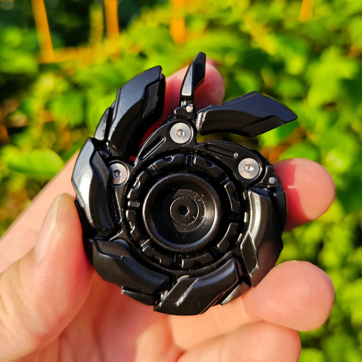 EDC Open Armor Metal Spinning Top – Magnetic Fidget Slider Toy for Adults | Stress Relief Spinner with Mecha Design & Smooth Rotation