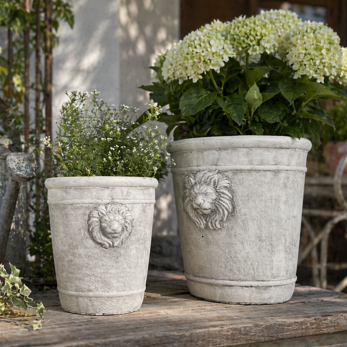 Cement Lion Planter